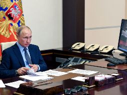 Putin lleva 20 años en el poder; casi la mitad de los rusos apoya su mandato. AFP / ARCHIVO