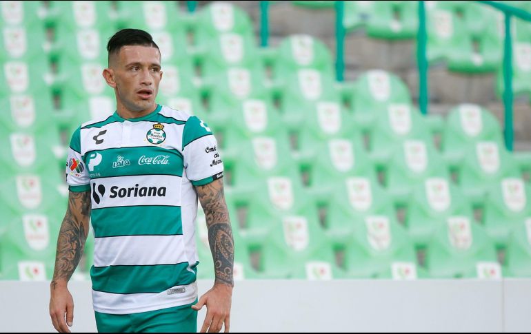 Brian Lozano dedicó un breve mensaje a través de redes sociales tras ser sometido a la cirugía. TWITTER / @ClubSantos