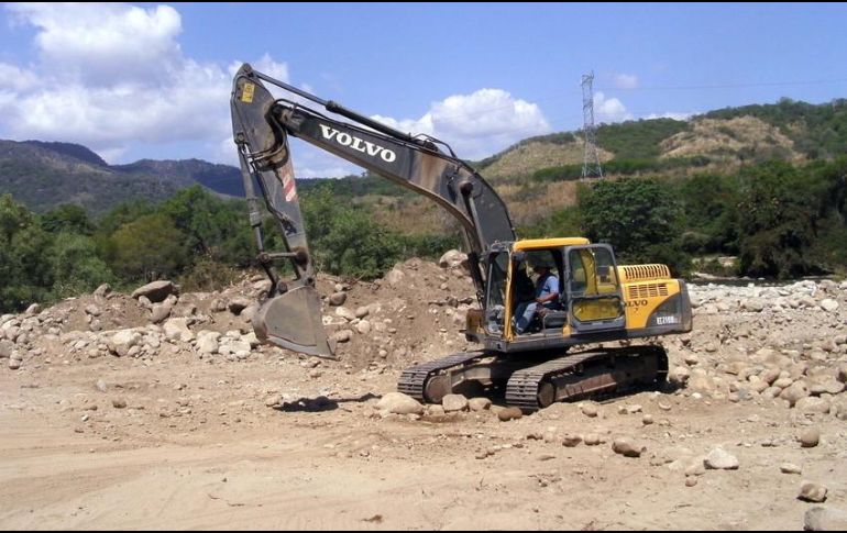 El personal ocupado por las empresas constructoras cayó un 19.5% en abril, con lo que acumuló 21 meses consecutivos a la baja. NTX/ARCHIVO