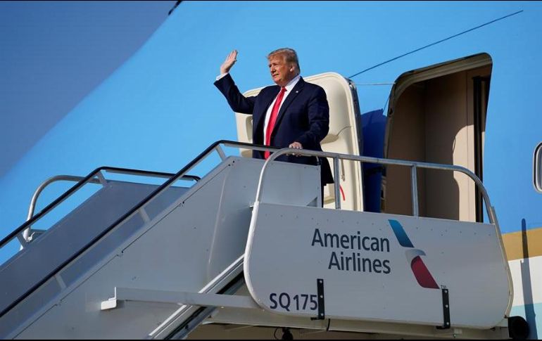 Durante el fin de semana, Trump se enfureció con sus principales asesores políticos después de que se divulgara la noticia de los empleados afectados. EFE/E. Vucci