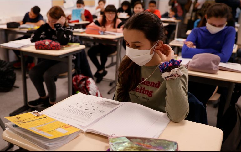 En un principio, se pensó que el nuevo coronavirus podía ser altamente contagioso entre los niños, como lo es por ejemplo el virus de la gripe. AFP / T. Samson