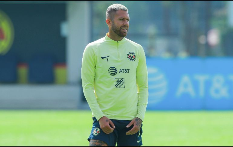 Ménez quien estuvo un año con las Águilas, donde estuvo más tiempo lesionado que en la cancha, se regresó a Europa para jugar en la segunda división de Francia, con el París FC. Imago7 / ARCHIVO