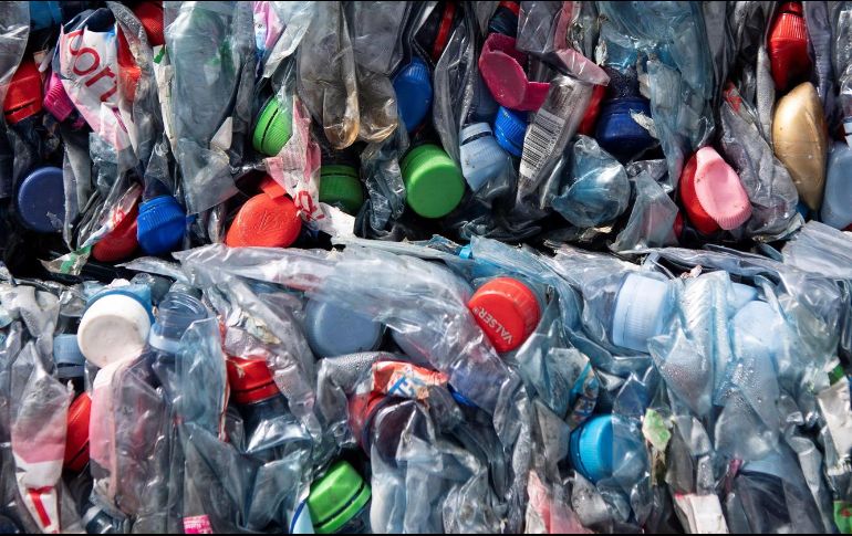 En Alemania, hasta el 20% de la basura recogida en parques y otros espacios públicos son plásticos de un sólo uso. EFE / ARCHIVO