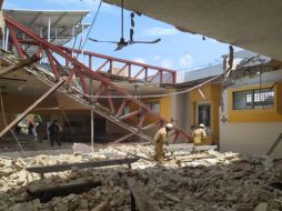 Parroquia se desploma en Zapopan; deja 14 lesionados