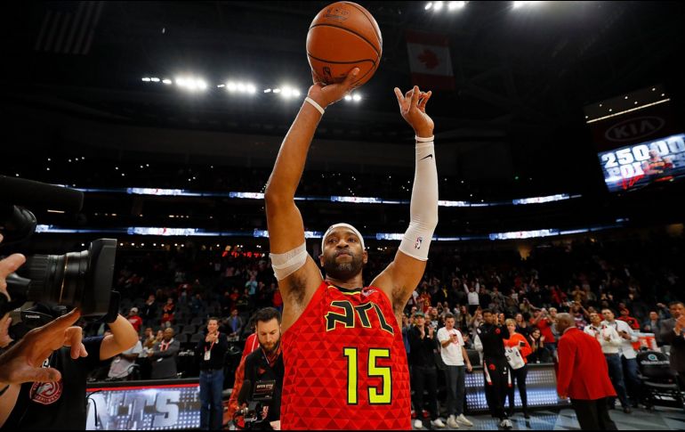 Carter participó en mil 541 partidos de la NBA, quedando sólo por detrás de Robert Parish (mil 611) y Kareem Abdul-Jabbar (mil 560) en la lista histórica. TWITTER / @ATLHawks