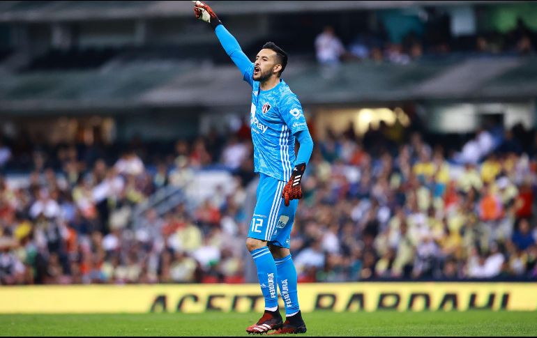 El siguiente semestre futbolístico Camilo Vargas acumulará tres torneos consecutivos defendiendo la portería de los Zorros. IMAGO7