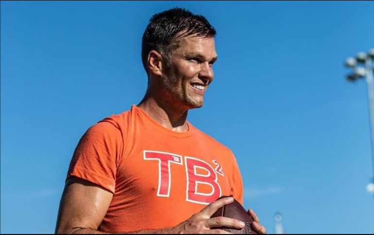 Muchos piensan que en momentos donde la pandemia crece en Estados Unidos, Brady confunde a la población sobre el comportamiento que deben tener. INSTAGRAM / @tombrady