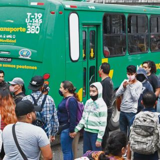 En tres años, camioneros acumulan una bolsa de subsidios por mil MDP