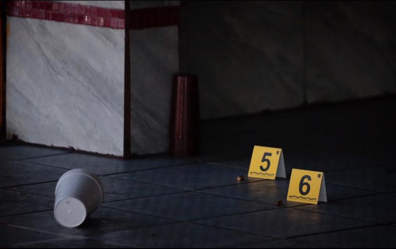 Una persona muere en el lugar y otra más, quien también resultó con heridas, muere en un puesto de socorros. EL INFORMADOR/ARCHIVO