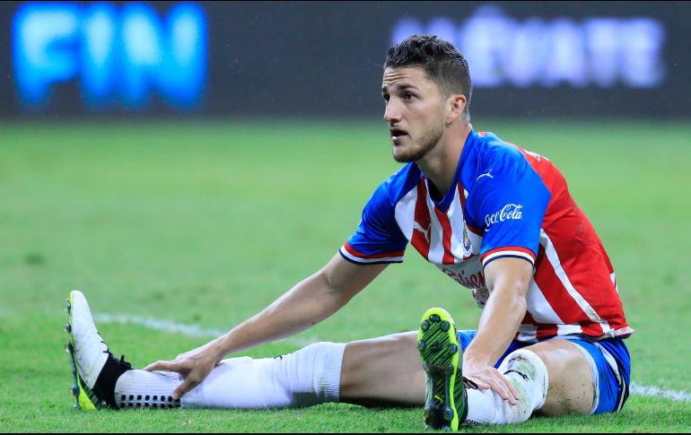 El zaguero y el Rebaño debutan este sábado a las 21:00 horas en el torneo de pretemporada, cuando se midan al Atlas en el Estadio Akron, partido que será a puerta cerrada. IMAGO7