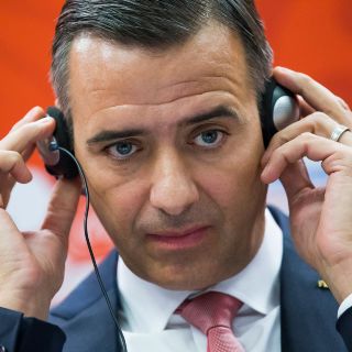 FIFA suspende a su exdirector de finanzas por 10 años 