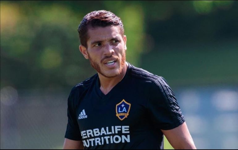 La baja del mexicano es sensible para el esquema de Guillermo Barros Schelotto. INSTAGRAM / @lagalaxy
