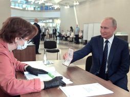 La Comisión Electoral Central de Rusia anunció que el 77.92% de los votantes respaldaron las reformas constitucionales que beneficiarían a Putin. EFE/A. Druzhinin-SPUTNIK