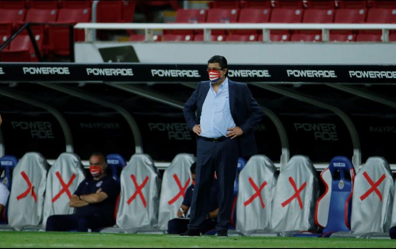 Respecto a las posibles salidas de José Juan Vázquez, Raúl Gudiño y José Juan Vázquez, Tena mencionó que todo indica que se quedarán. EFE/F. Guasco