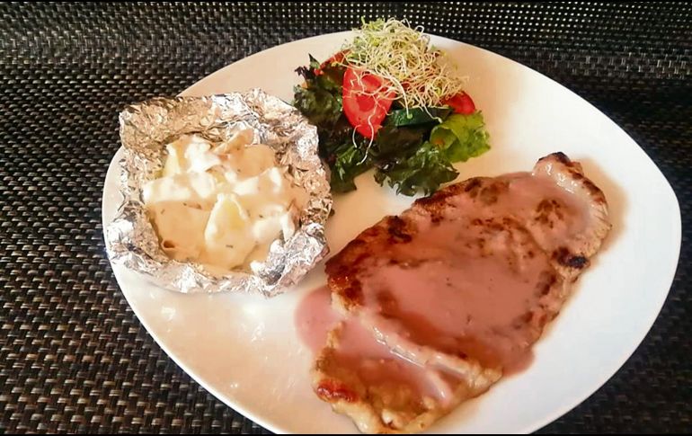 Diezmillo. La salsa de vino tinto le otorga un sabor espectacular. ESPECIAL