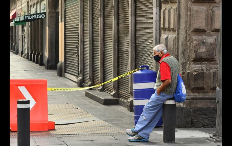 El consumo privado en el mercado interior registró una caída real de 19.7% anual, tras la suspensión de actividades por la cuarentena. SUN/ARCHIVO