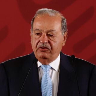Slim y otros empresarios viajan con López Obrador a EU