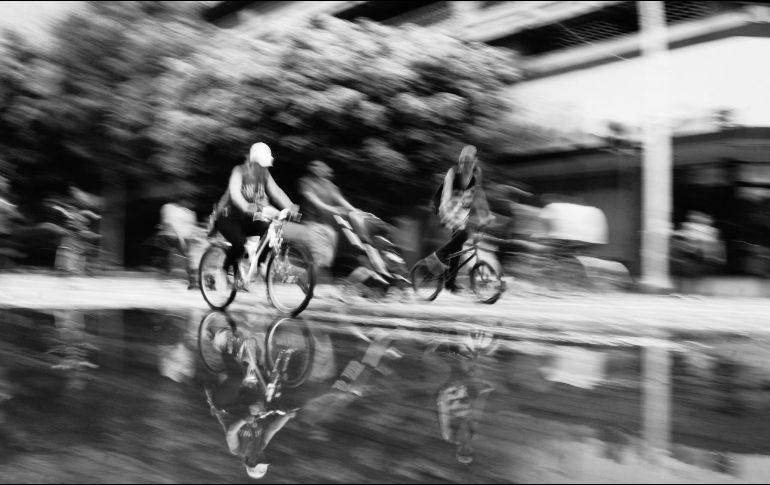 FABYOLA ROSALES. La fotógrafa reconoce la iniciativa de Carlos Ibarra y gracias a sus salidas a la calle participa en la exposición con esta imagen. CORTESÍA