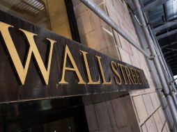 El tecnológico Nasdaq alcanzó su vigésimo séptimo récord del año al ganar 0.66%, a 10 mil 617.44 puntos. EFE/ARCHIVO
