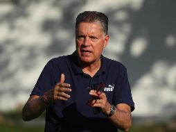 Ricardo Peláez, director deportivo del Guadalajara, aseguró que todos los involucrados en el regreso del futbol en México tienen la responsabilidad de seguir las normas de sanidad como ejemplos para la sociedad. Cortesía / @Chivas