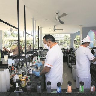 México pierde 92% de sus ingresos por turismo foráneo