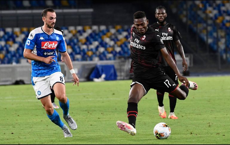 El resultado del partido fue un empate 2-2 que mantuvo sin variaciones las posiciones en la tabla. EFE / C. Fusco