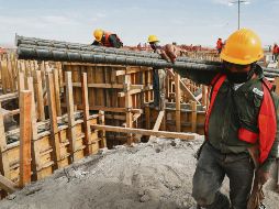 Baja. Trabajadores del sector de la construcción, los más afectados por la crisis sanitaria. SUN