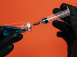 En esta fase de prueba es importante garantizar la seguridad de los miles de voluntarios en los que se aplicará la vacuna. ESPECIAL / PEXELS