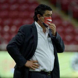 Luis Fernando Tena dio positivo a COVID-19