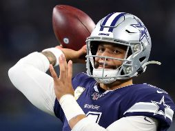 El dueño de Dallas, Jerry Jones ha dicho en repetidas ocasiones que considera a Prescott el quarterback para el futuro del equipo. AFP