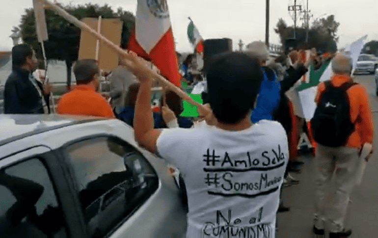 Integrantes del Frente Nacional Anti-AMLO. TWITTER / @OficialFrenaaa