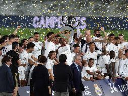 Karim Benzema anotó los dos tantos en los minutos 28 y 77, este último de penalti. EFE / R. Jiménez