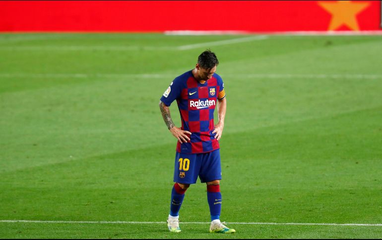 Messi se mostró decepcionado por el nivel del equipo ante el Osasuna. AP / J. Monfort