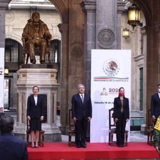 López Obrador encabeza ceremonia por aniversario luctuoso de Benito Juárez