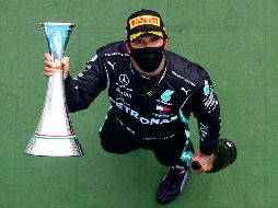 Hamilton, que aspira a un séptimo título mundial en la categoría de pilotos para igualar al mítico Michael Schumacher, dominó con autoridad esta tercera cita de la temporada. AP / M. Thompson