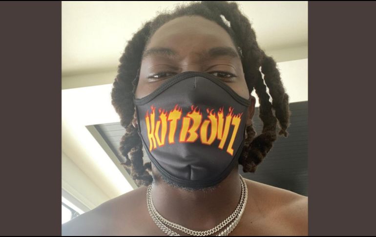 DeMarcus Lawrence, de los Cowboys, analiza no disputar esta campaña; quiere poner a su familia primero. TWITTER / @TankLawrence