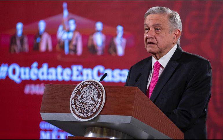 López Obrador se negó a responder si quería que Jiménez Espriú se quedará en la SCT. SUN / S. Tapia