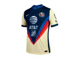 La nueva playera es de color azul y amarillo, con el icónico triángulo invertido en el pecho, cerrado por tres líneas ascendentes de colores azul, rojo y anaranjado, mientras que la cinta de las mangas son azules. ESPECIAL / Club América