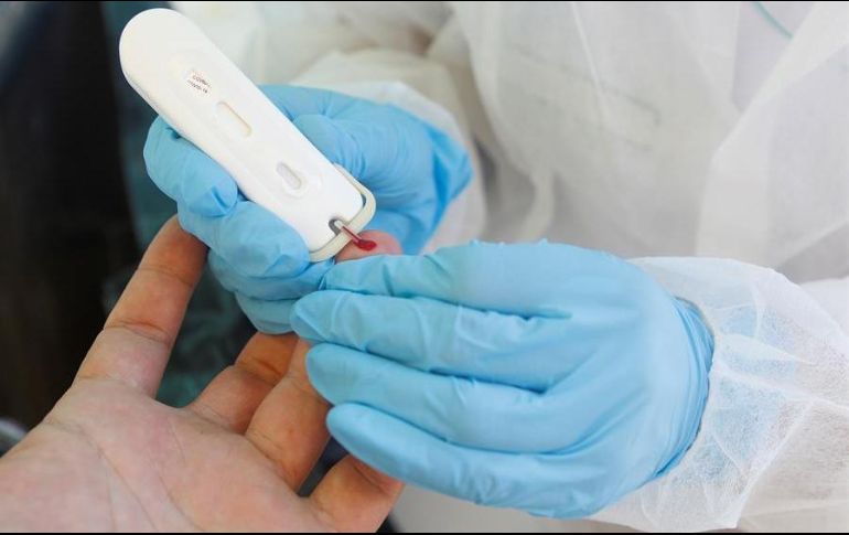 Reportan en el estado una ocupación hospitalaria de 23%, y 27% en camas con ventilador. EFE/Y. Valat