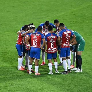 Reportan tres casos positivos por coronavirus en Chivas