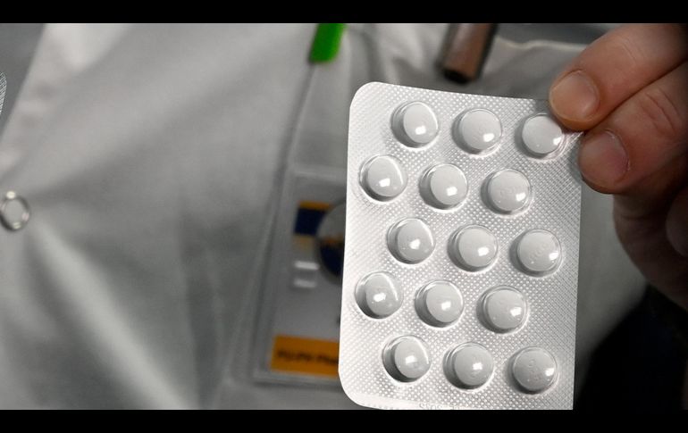 La iniciativa permite al Presidente recurrir al extranjero a adquirir medicamentos, insumos o servicios médicos sin una licitación de por medio y hacer compras directas. AFP/ARCHIVO