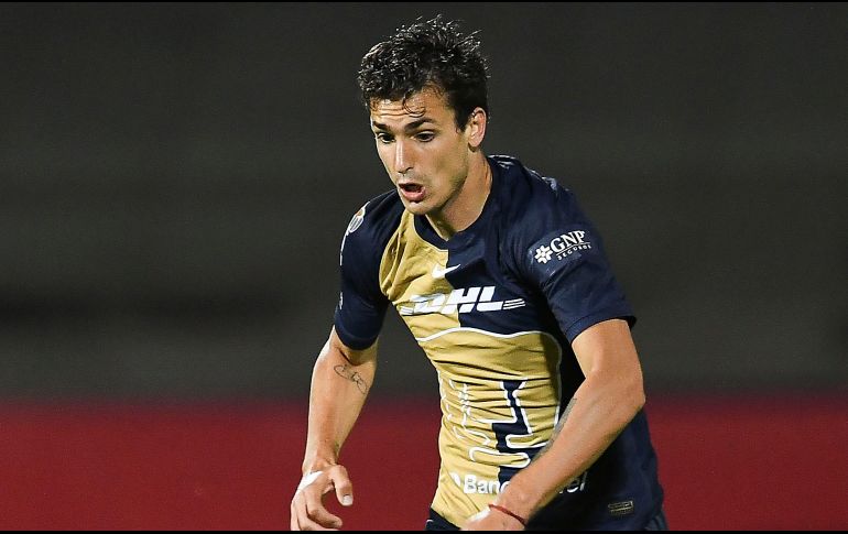 Juan Dinenno. El artillero argentino espera tener un buen torneo con la escuadra universitaria. IMAGO7