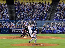 Hernández fue el protagonista del bateo oportuno y productivo al irse de 5-4, con jonrón solitario incluido, dos anotaciones y cinco carreras impulsadas. AFP / H. How