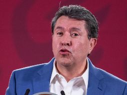 Monreal presentó su libro 