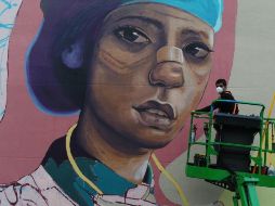 Con murales, rinden homenaje a médicos de México