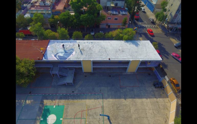 Con murales, rinden homenaje a médicos de México