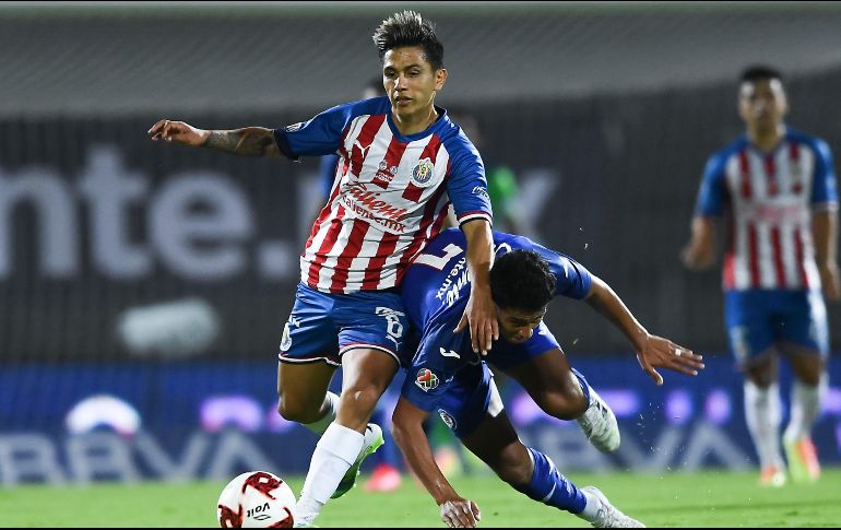 Villalpando mencionó que está para jugar en la contención o para pelear donde le diga el técnico. Imago7 / ARCHIVO