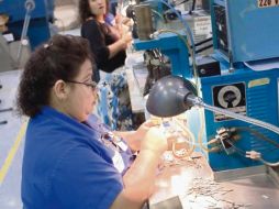 En Jalisco, 200 mil familias dependen del trabajo de las maquiladoras. AFP/Archivo