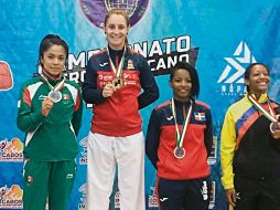 Alicia Hernández (izquierda) sólo piensa en llegar a Tokio. ESPECIAL