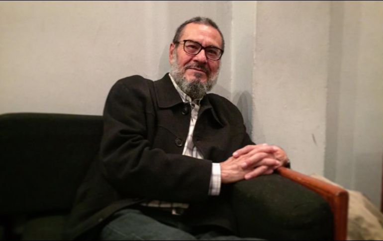 Según el comunicado, fue su hija quien informó que el poeta salió del hospital y ''falleció pacíficamente en su domicilio''. TWITTER / @literaturainba